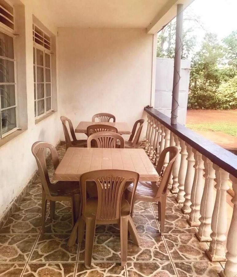 Homestaystudio62 Jinja Exterior foto